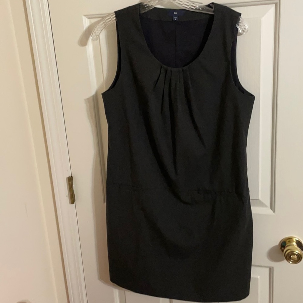 Women’s Dark Gray Gap Sleeveless Dress, Size 8